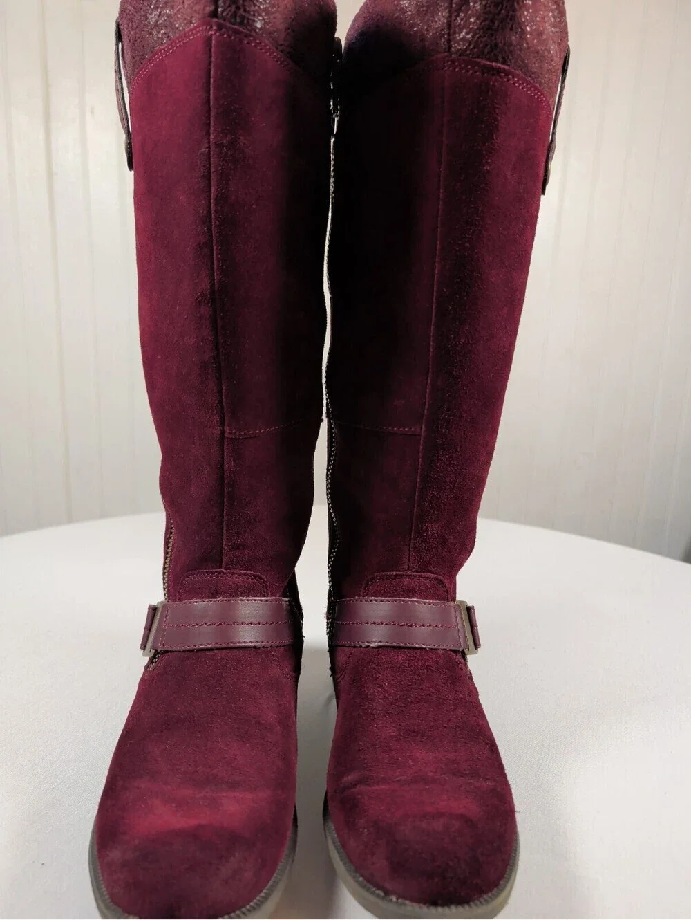 Earth Origins Burgundy Maroon Suede Mid-Calf Boots Zippers Buckle Detail 8